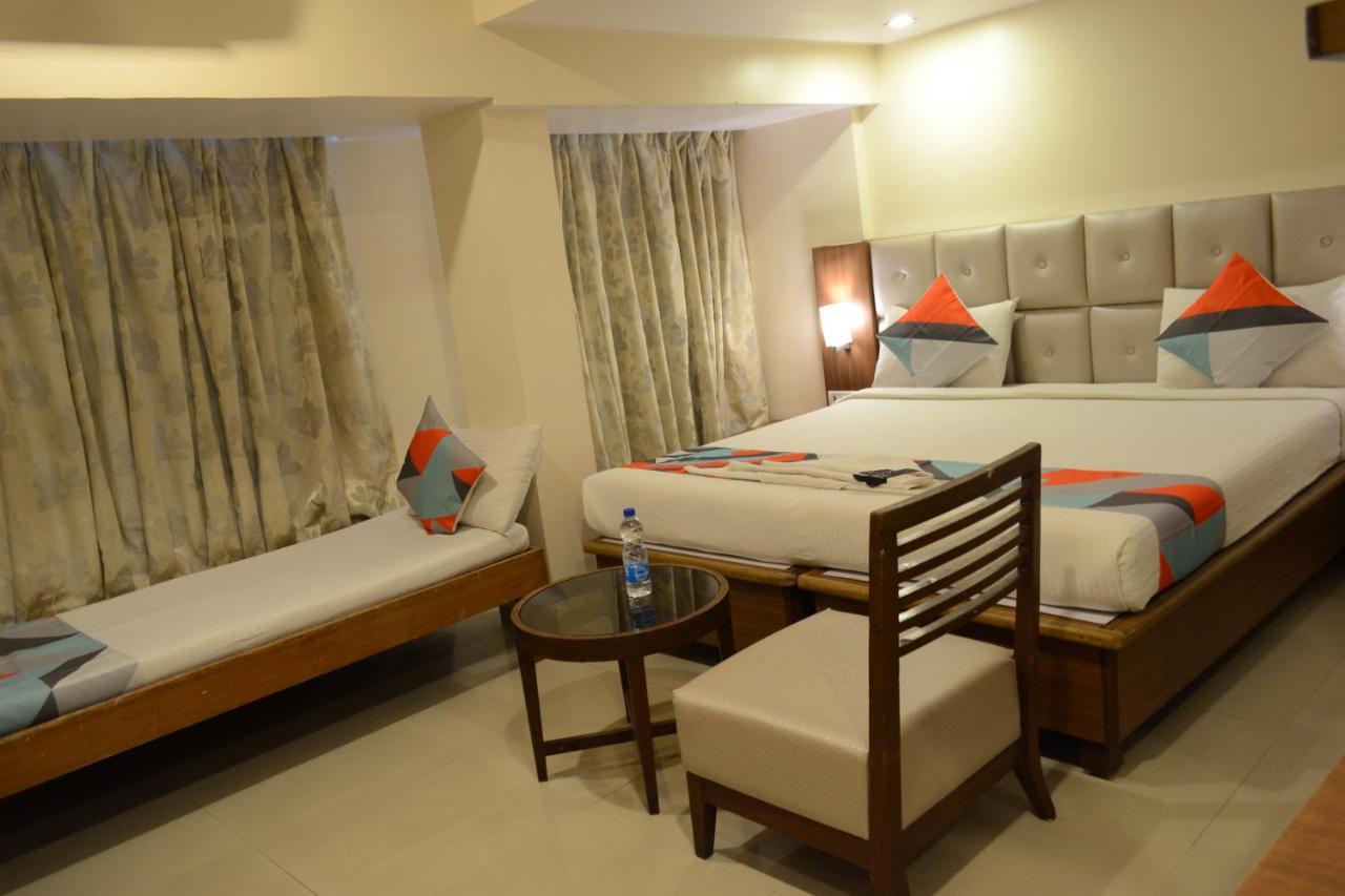 Hotel Aishwarya Residency นาวีมุมไบ ภายนอก รูปภาพ