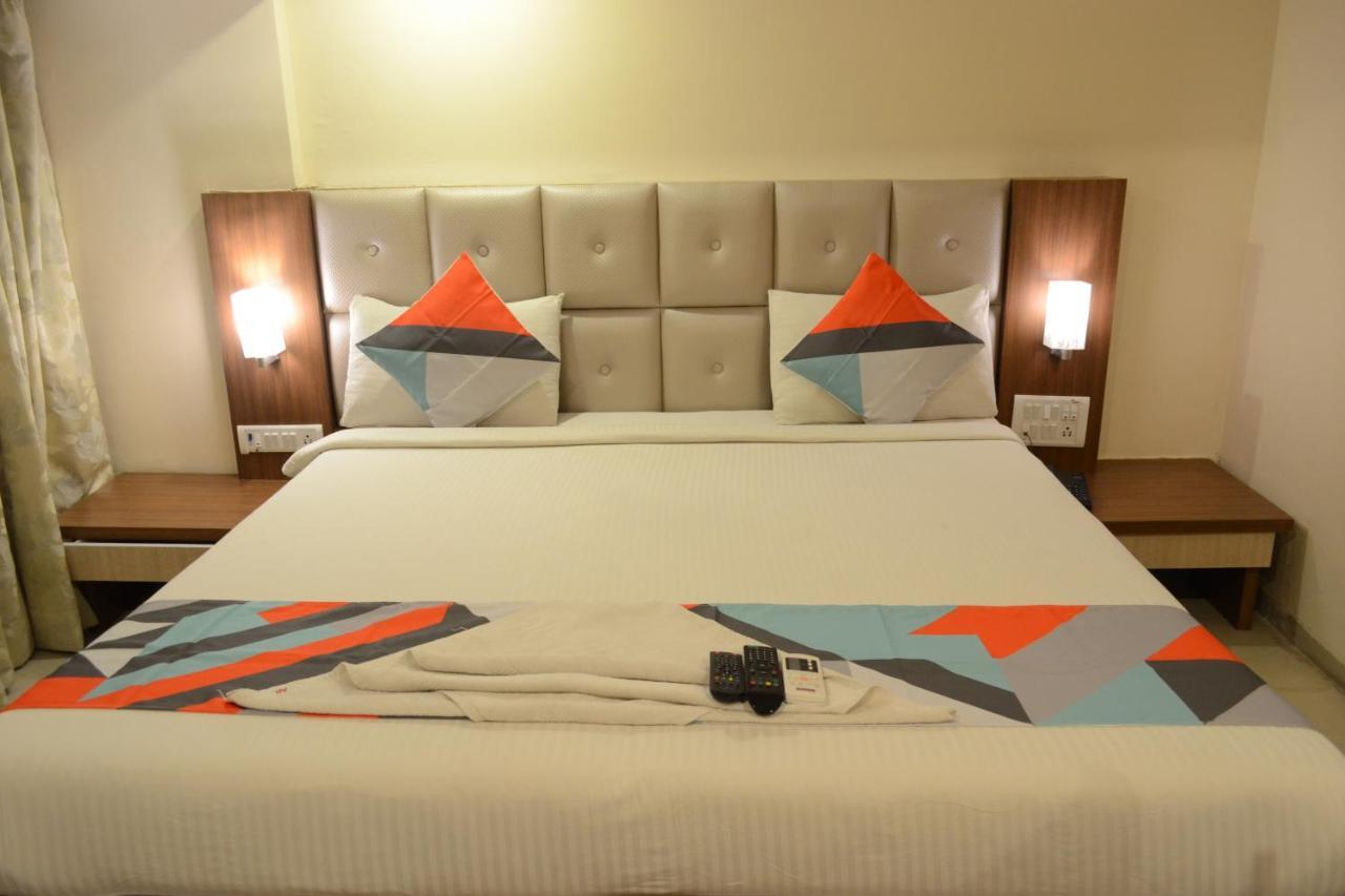 Hotel Aishwarya Residency นาวีมุมไบ ภายนอก รูปภาพ