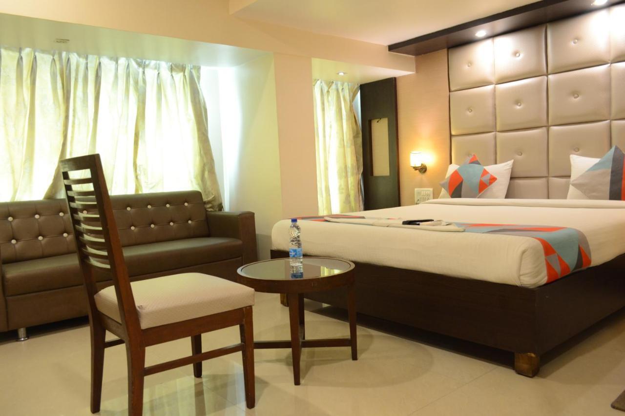 Hotel Aishwarya Residency นาวีมุมไบ ภายนอก รูปภาพ