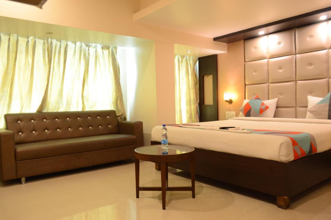 Hotel Aishwarya Residency นาวีมุมไบ ภายนอก รูปภาพ