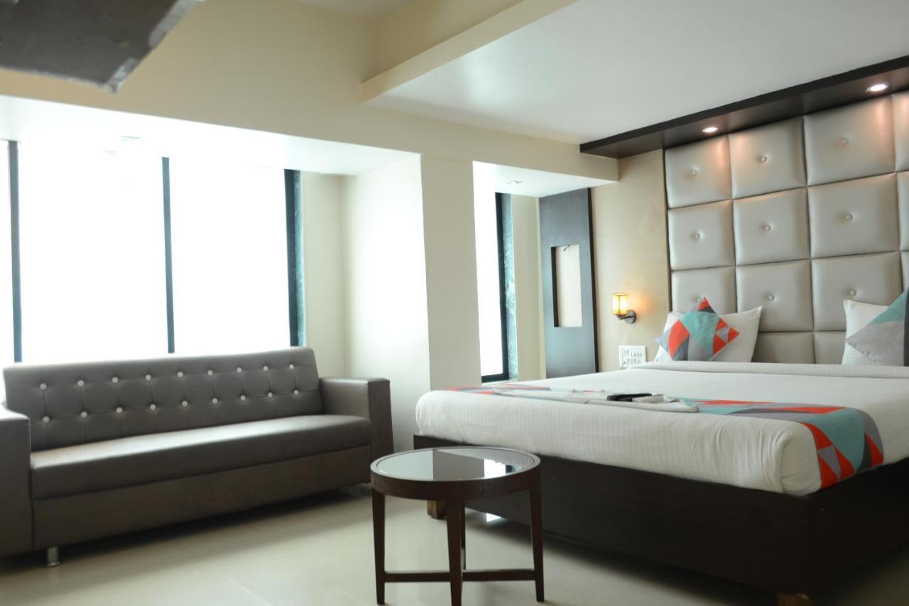 Hotel Aishwarya Residency นาวีมุมไบ ภายนอก รูปภาพ