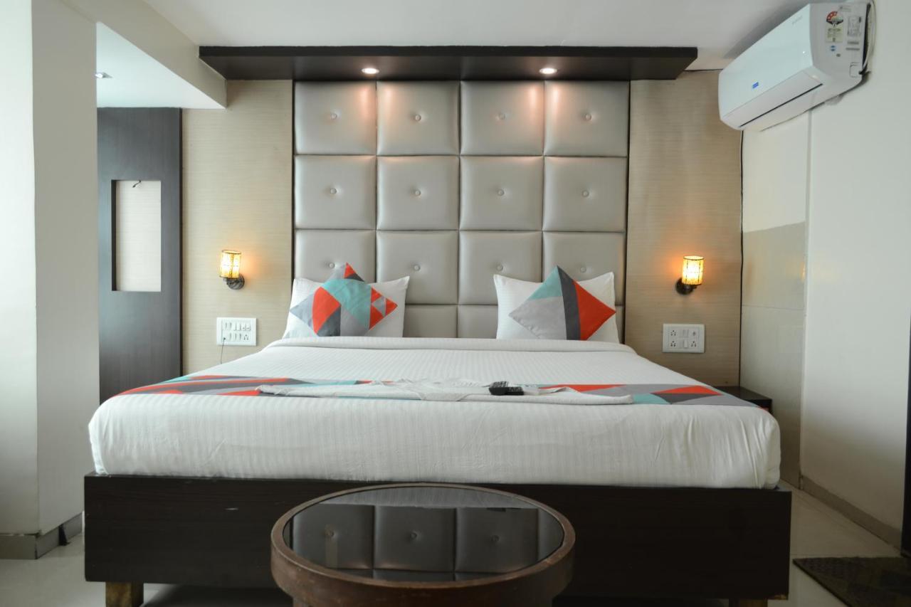 Hotel Aishwarya Residency นาวีมุมไบ ภายนอก รูปภาพ