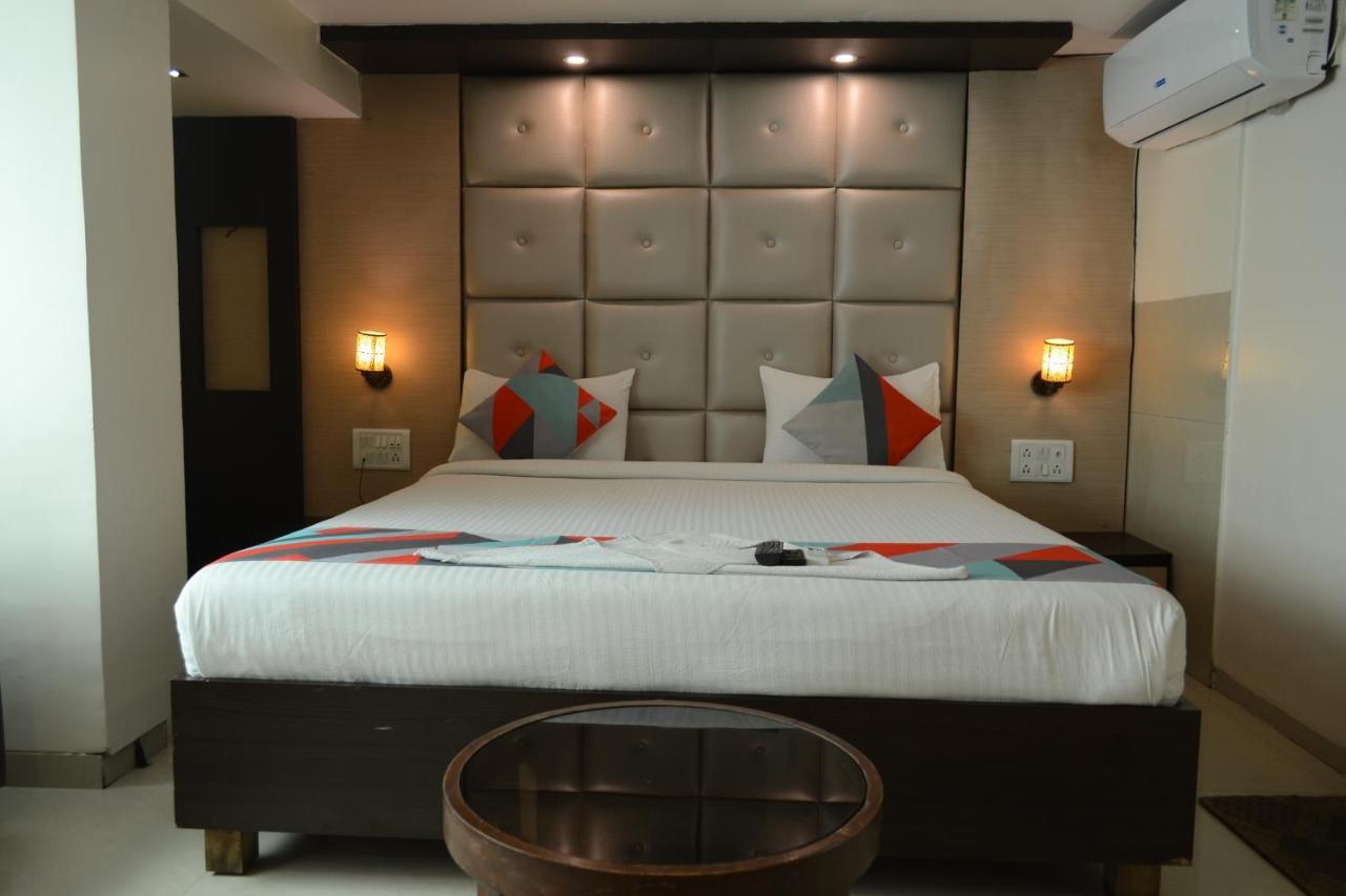 Hotel Aishwarya Residency นาวีมุมไบ ภายนอก รูปภาพ