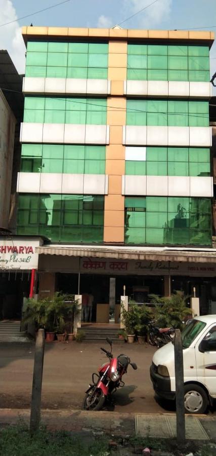Hotel Aishwarya Residency นาวีมุมไบ ภายนอก รูปภาพ
